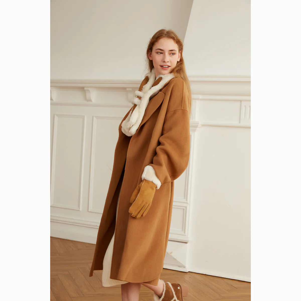 UGG Turn Cuff Sheepskin Gloves