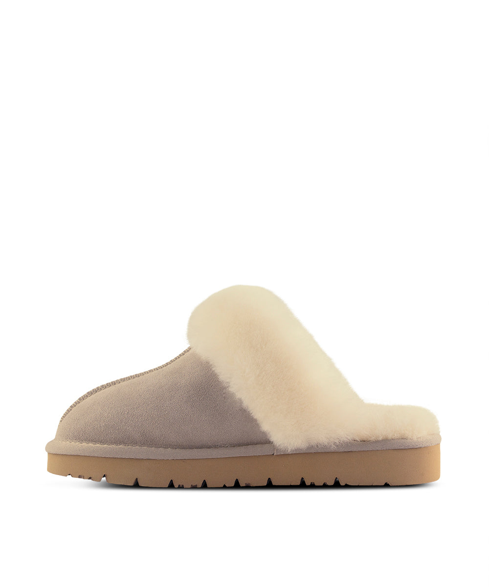 UGG Fuzzy Slipper - Women - UGG Specialist Australia