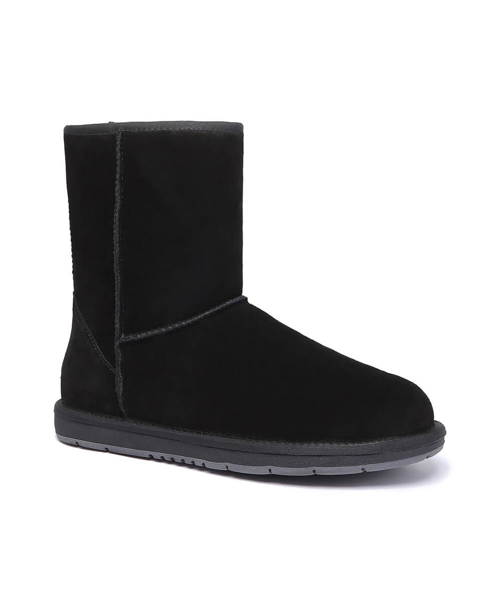 UGG Classic Short - Women Secondary image